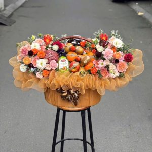 GIỎ TRÁI CÂY MIX HOA TƯƠI PREMIUM 008