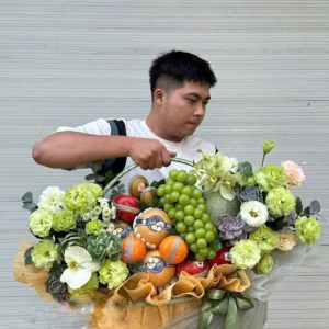 GIỎ TRÁI CÂY MIX HOA TƯƠI PREMIUM 007