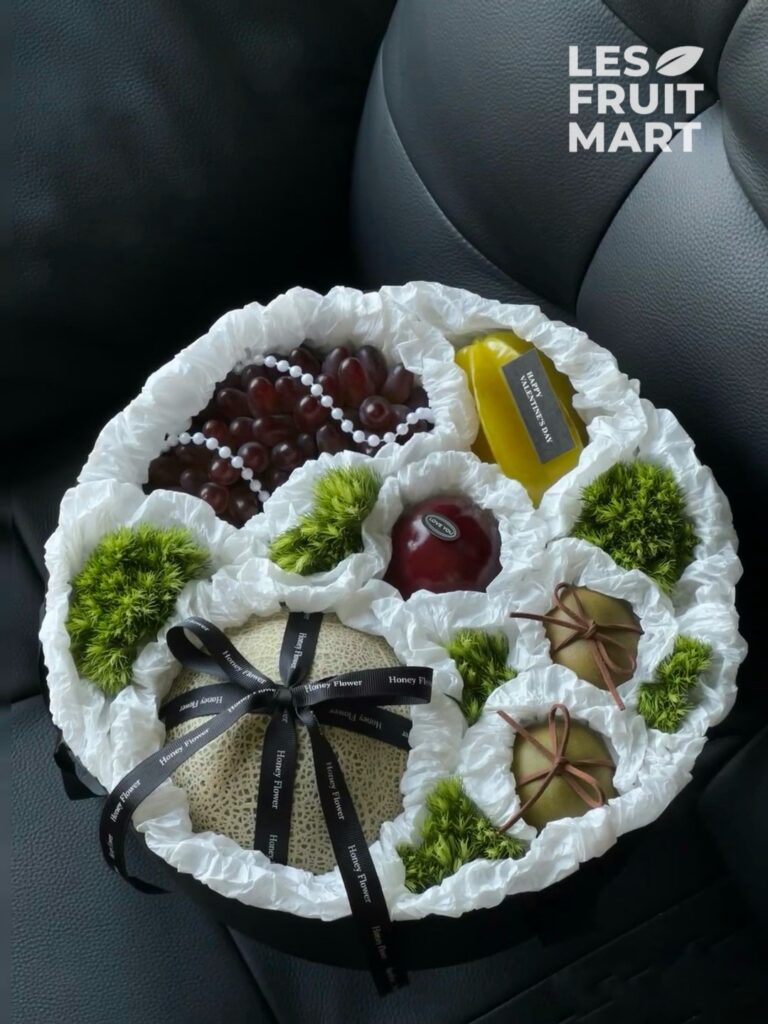 Artfully Designed Fruit Boxes for All Occasions