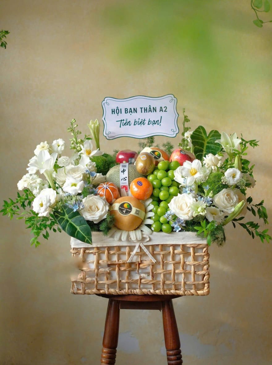 GIỎ KÍNH LỄ TRÁI & HOA SEN PREMIUM