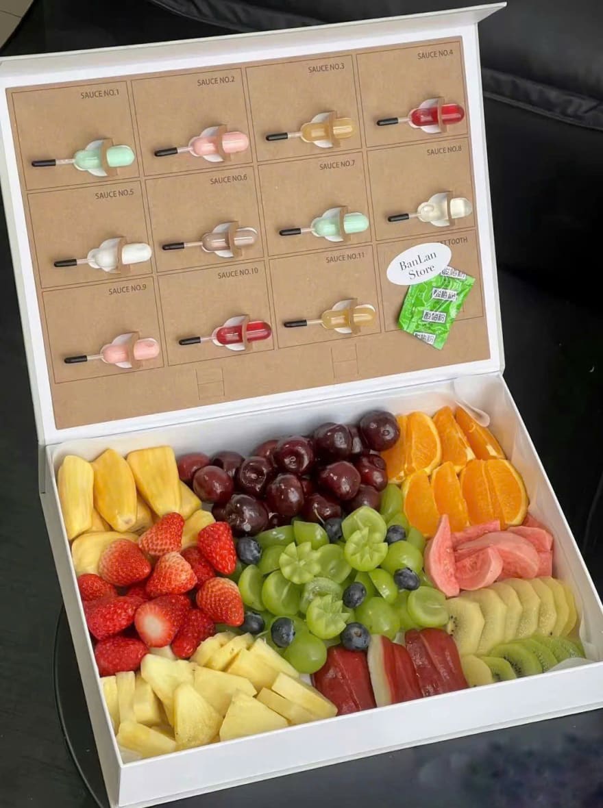 HỘP TRÁI CÂY CẮT SẴN/JUICE 005